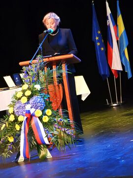 Slavnostna govornica je bila ministrica za Kulturo dr. Ignacija Fridl Jarc (1)